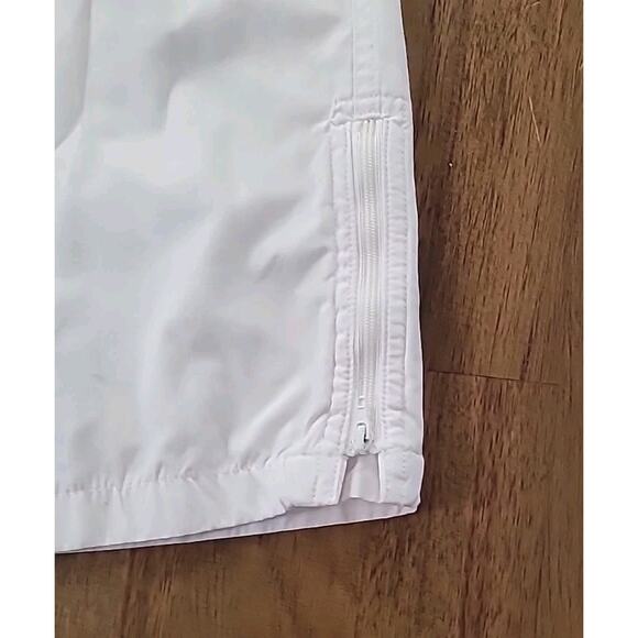 Chico’s Cargo Pants w/ Zip Pockets Sz 1 Medium White Lightweight EUC - Picture 3 of 8